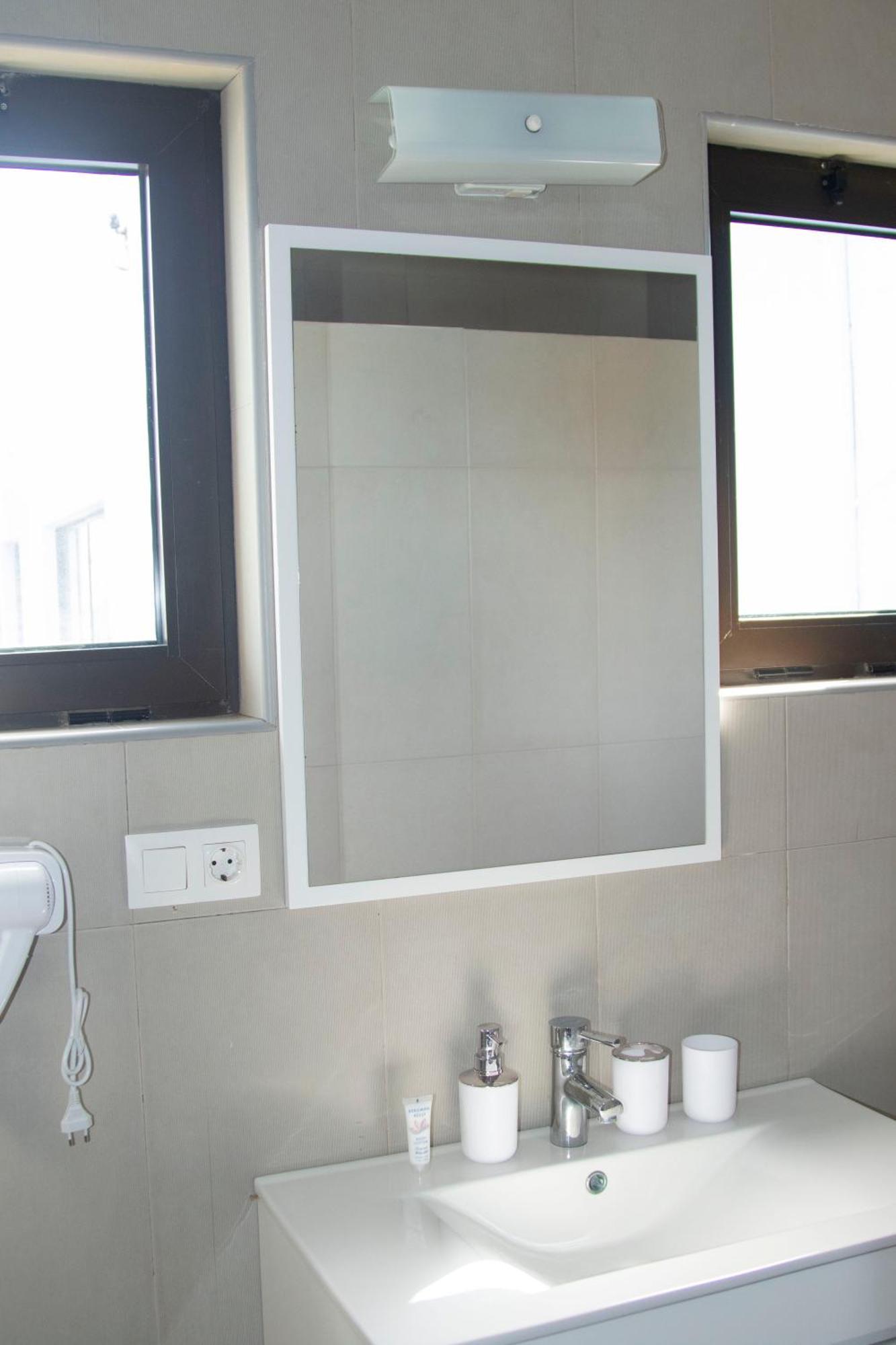 The View Hotel Sao Filipe Bagian luar foto