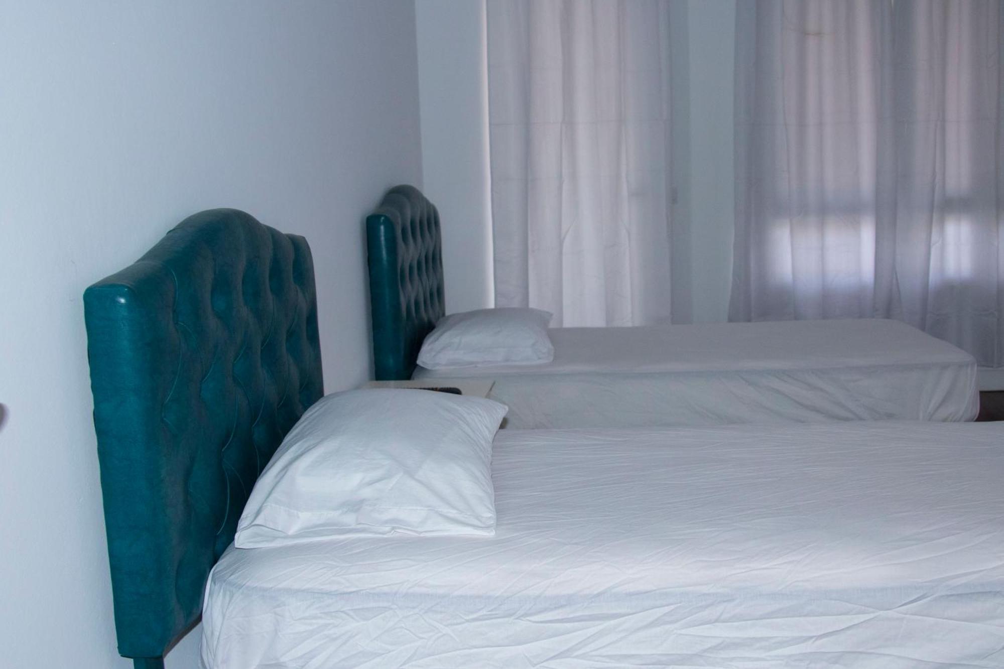 The View Hotel Sao Filipe Bagian luar foto
