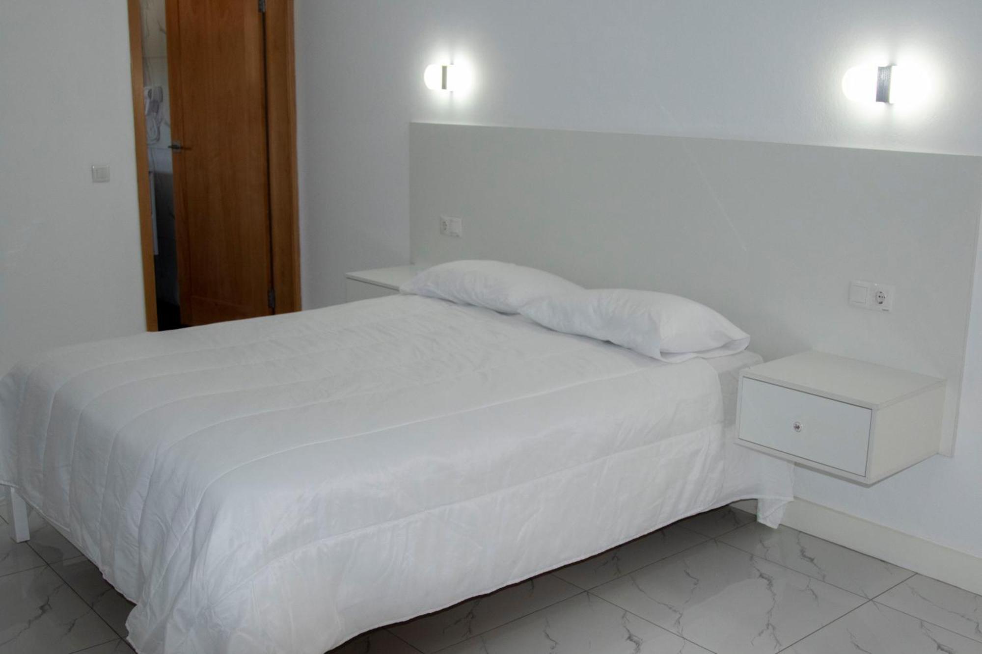 The View Hotel Sao Filipe Bagian luar foto