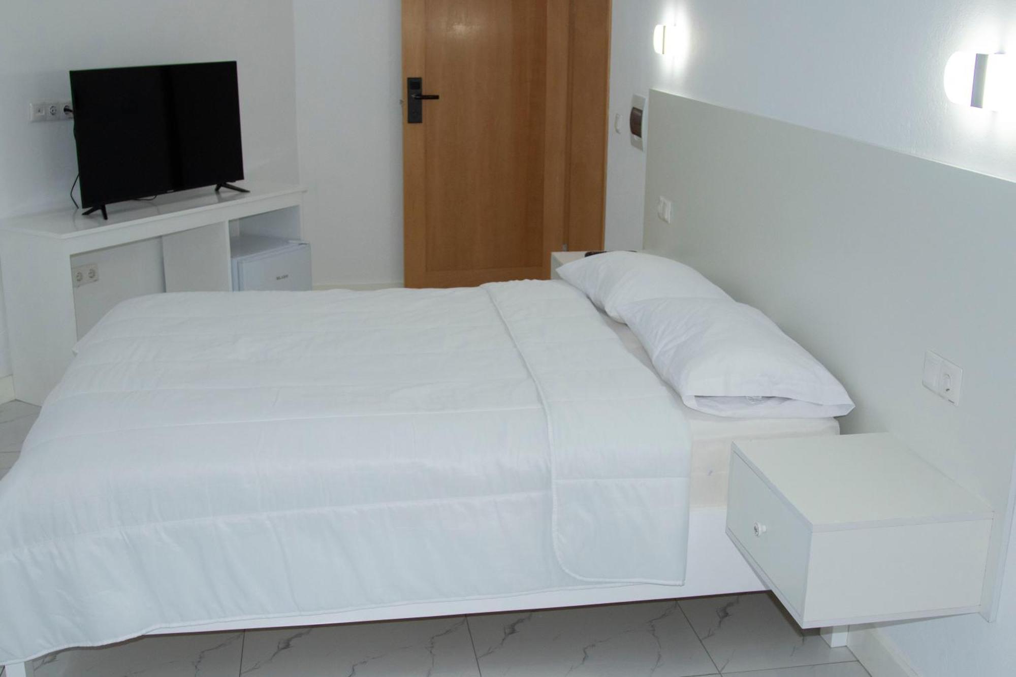 The View Hotel Sao Filipe Bagian luar foto