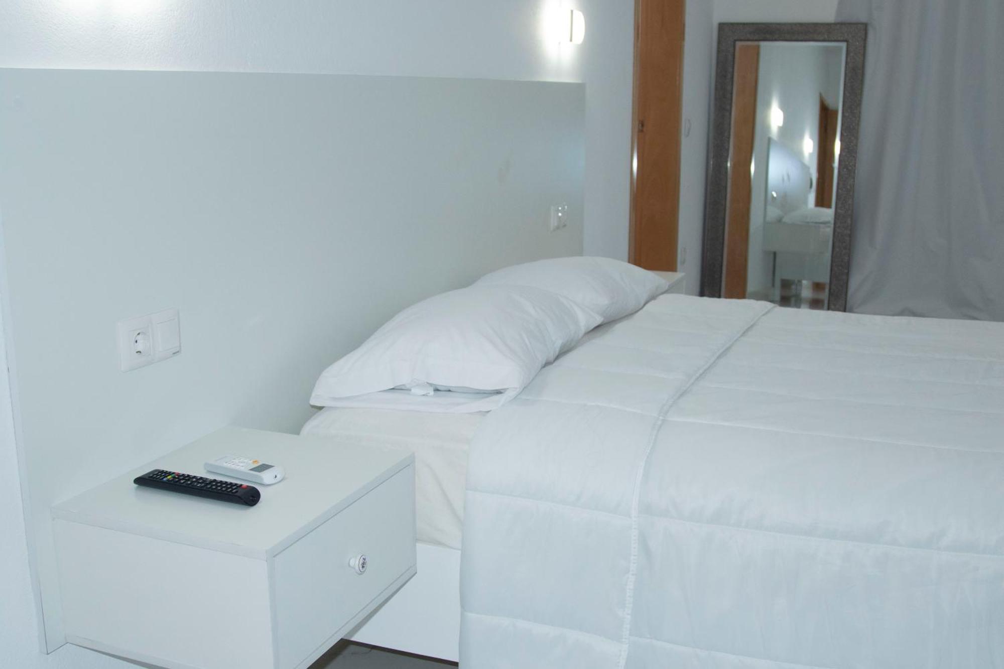 The View Hotel Sao Filipe Bagian luar foto