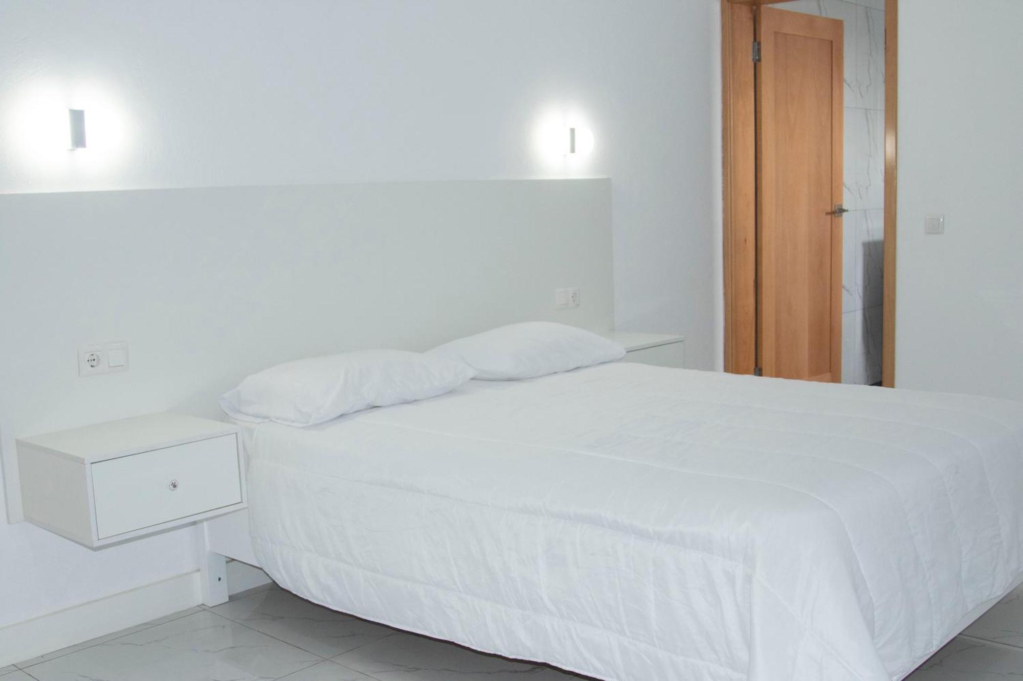 The View Hotel Sao Filipe Bagian luar foto